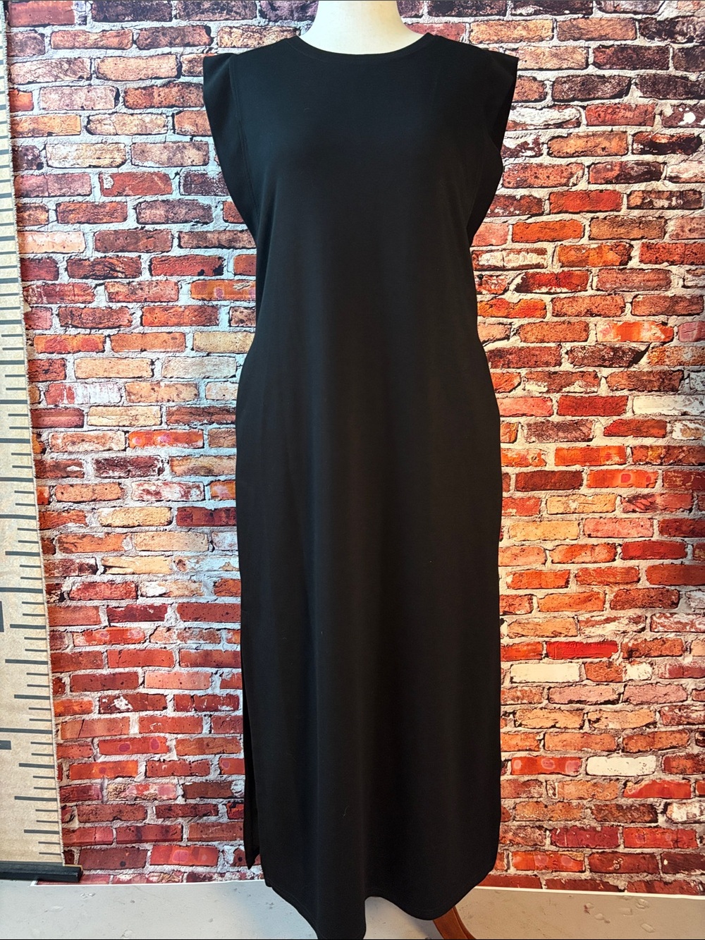 Grecerelle True Black Maxi Dress with Cap Sleeves Pockets Side Slits Large